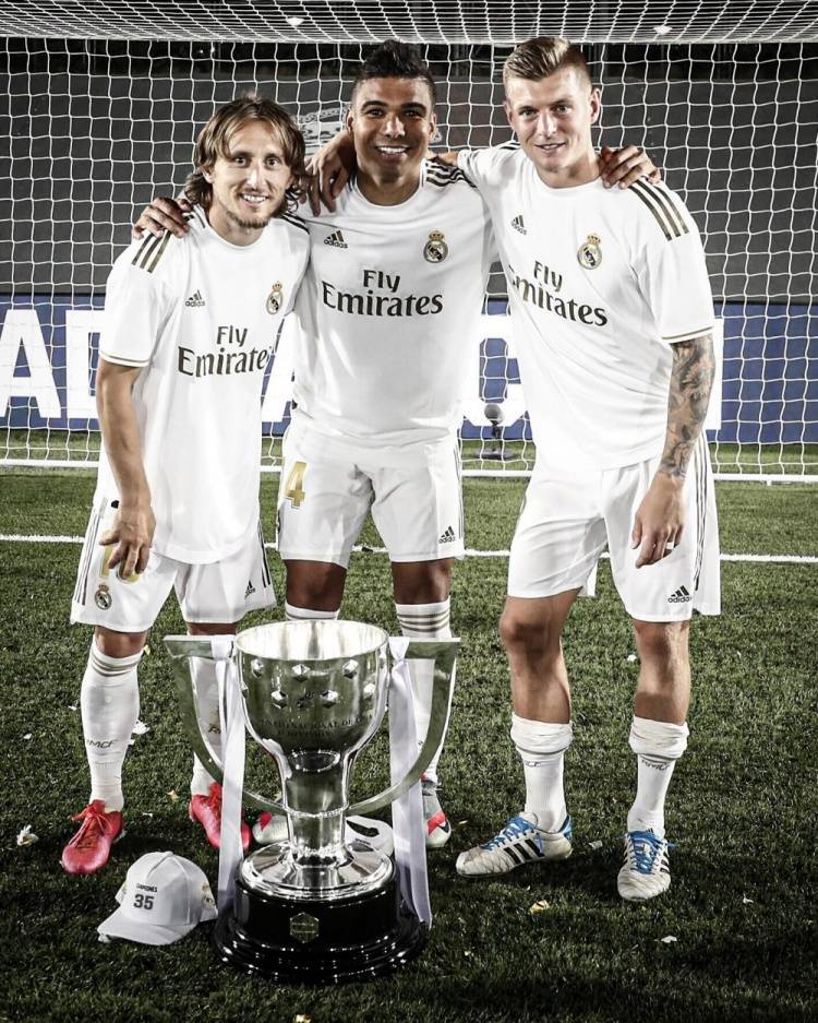 而非用一纸 而非用一纸